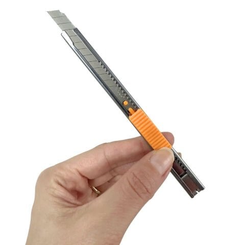 İNGCO DAR METAL MAKET BIÇAĞI HKNS1806