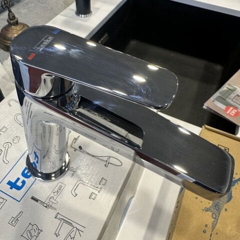 TESKA CARMELA LAVABO BATARYASI KROM