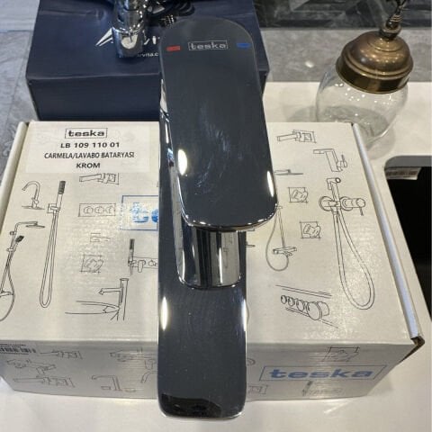 TESKA CARMELA LAVABO BATARYASI KROM
