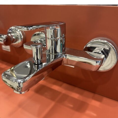 TESKA CARMELA BANYO BATARYASI KROM (BB 3007)